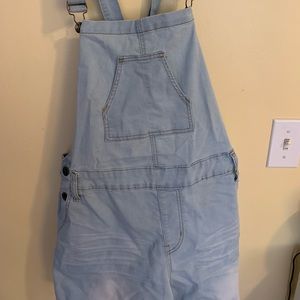 Light wash cross back overalls